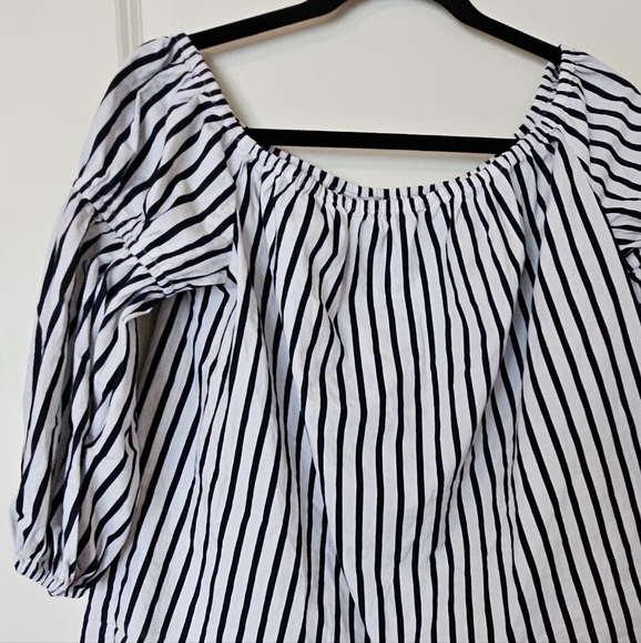 Over the shoulder striped navy over white blouse size Large! 👚👕 - Picture 4 of 9